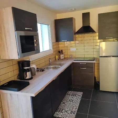 Duplex Independant, Dans Maison. Apartment