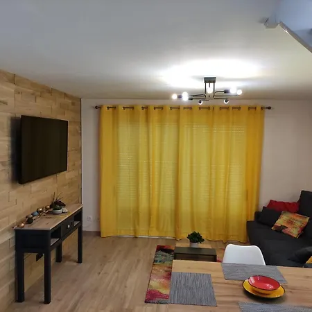 Duplex Independant, Dans Maison. Apartment
