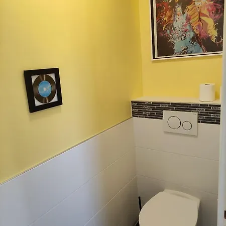 Apartment Duplex Independant, Dans Maison. Tresserve